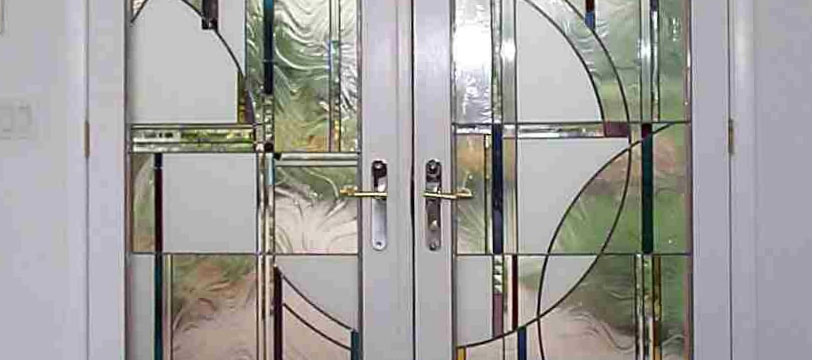 Glass feature doors